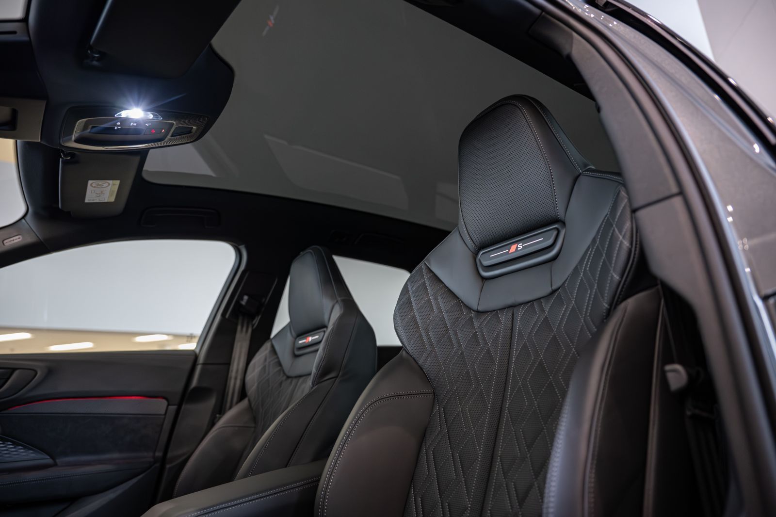 Audi S5 - Bild 15