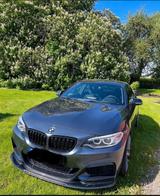 BMW M235i Coupé - - graue BMW M235