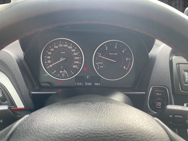 BMW 120 d Automatik Urban Sport*NAVI*LED*APPLE*XENON