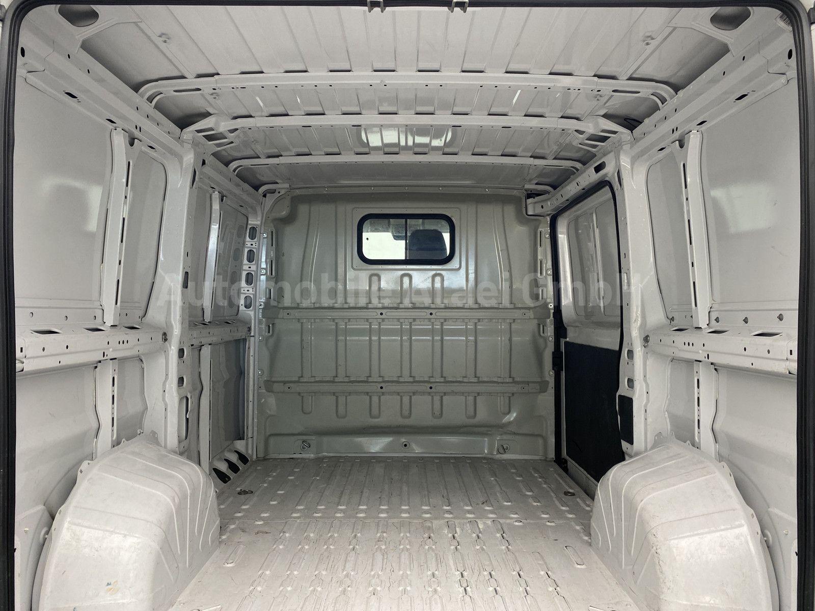 Fahrzeugabbildung Fiat Ducato Kasten 30 *1.HAND* 3-SITZER 0730