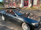 BMW e93 225i schwarz, 6 Zylinder, Volllede... - BMW 225 in Essen