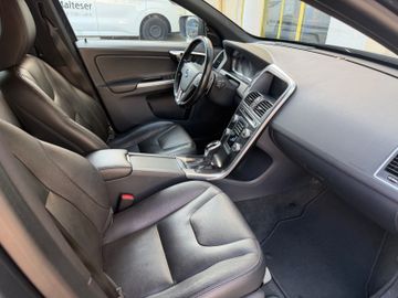 Volvo XC60 - 11