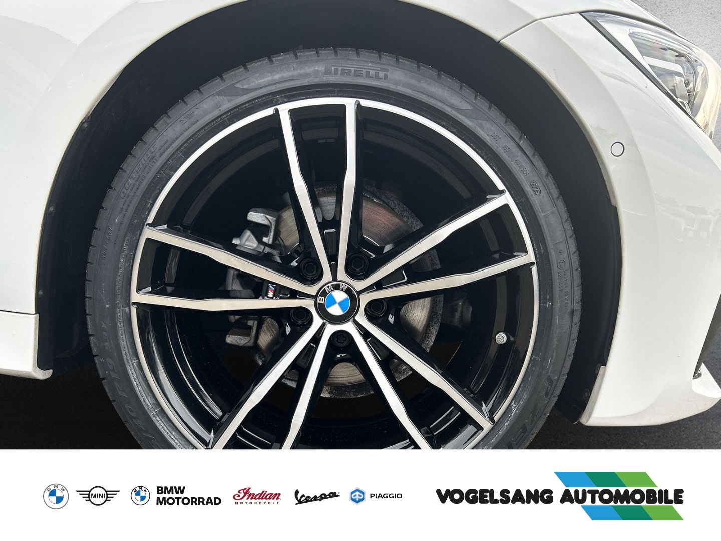 Fahrzeugabbildung BMW 318 dA Touring M Sport 19'LM HiFi Serienfahrwerk