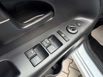 KIA Venga - 11