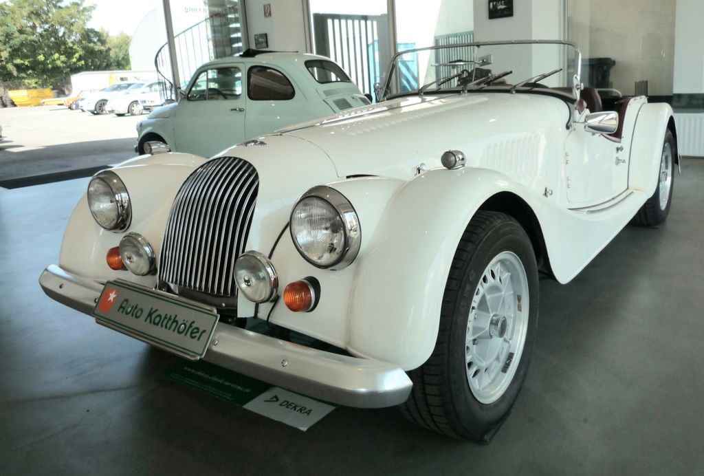 Morgan Plus 8