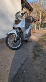 Kymco People S200 - KYMCO ROLLER 200