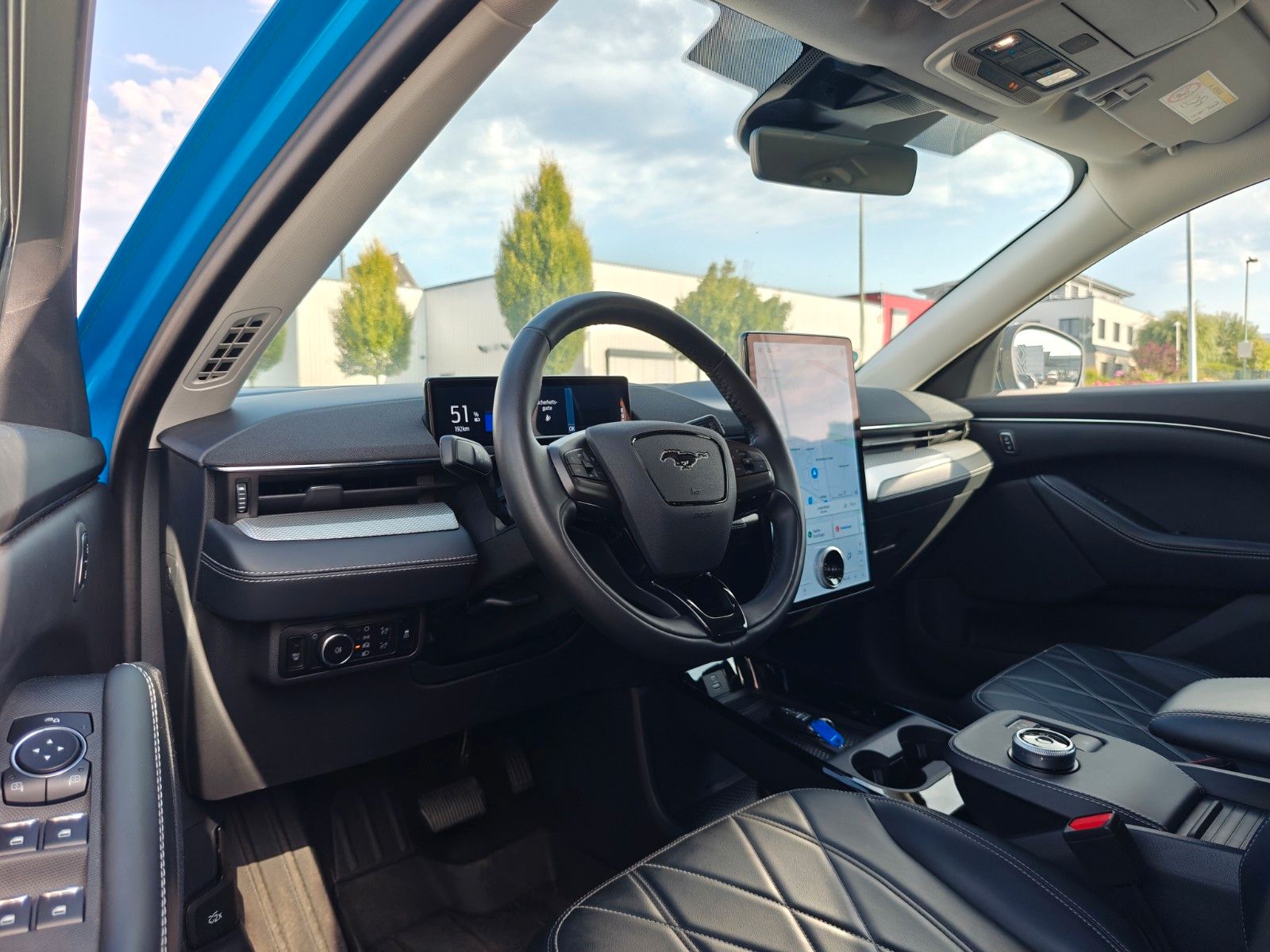 Fahrzeugabbildung Ford Mustang Mach-E - 360 Kamera, ACC, Laneassist -