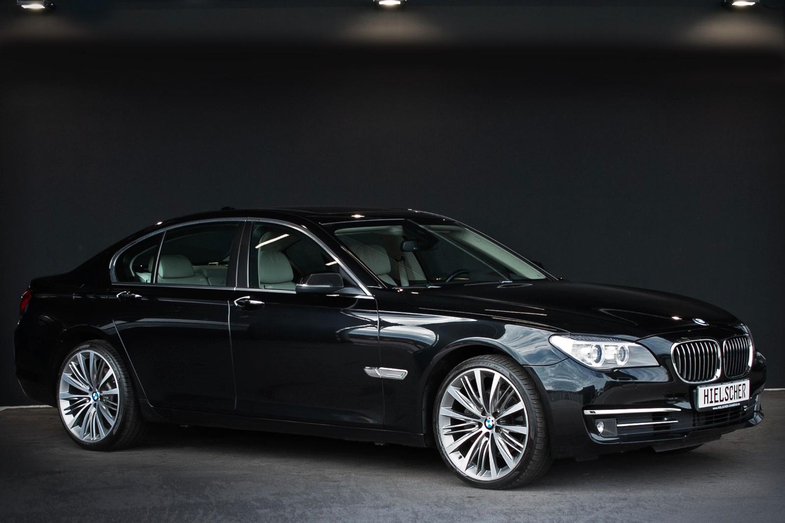 BMW 730d xDRIVE 3.0 258ch BVA - ATTELAGE PIVOTANT - AFFICHAGE TÊTE HAUTE - CUIR NAPPA - ACC - CHAUFFAGE AUXILIAIRE