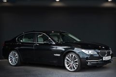 BMW 730d xDrive AHK HUD - TOP Ausstattung Unfallfrei