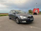 Skoda Octavia 1.4 TSI DSG Combi Automatic - Skoda: Automatic