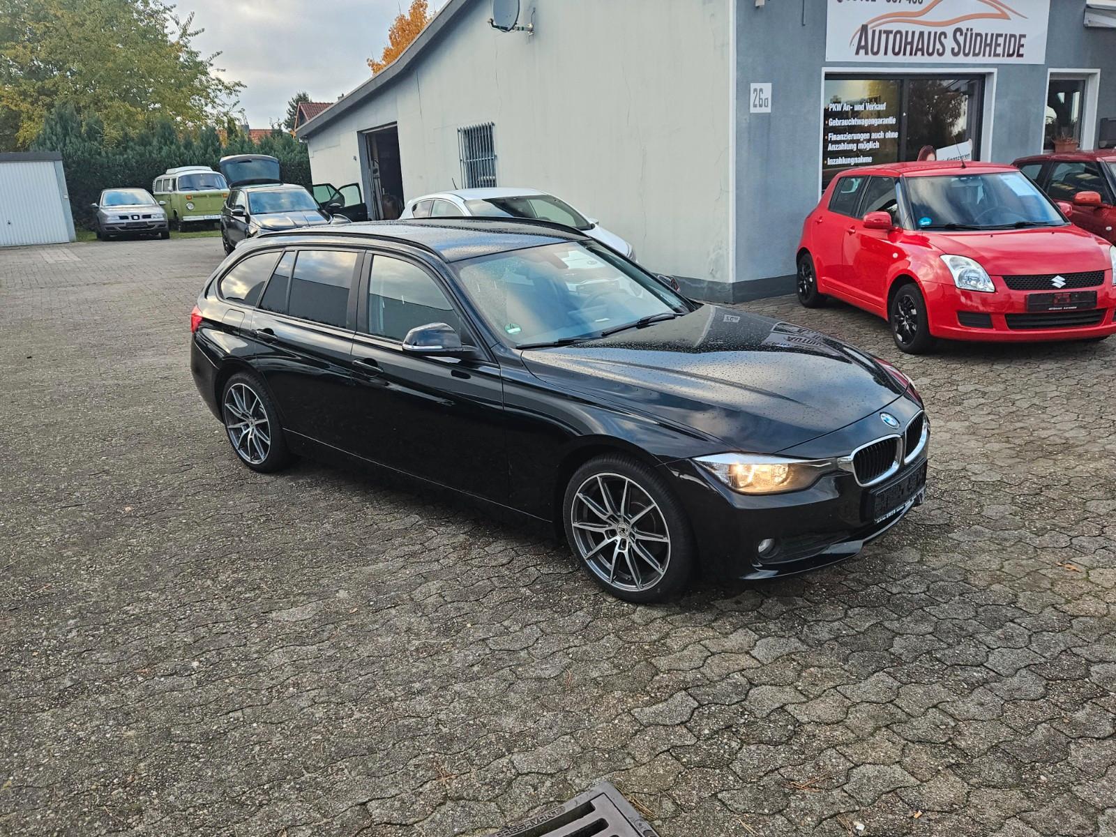 BMW 316 2014 — interior