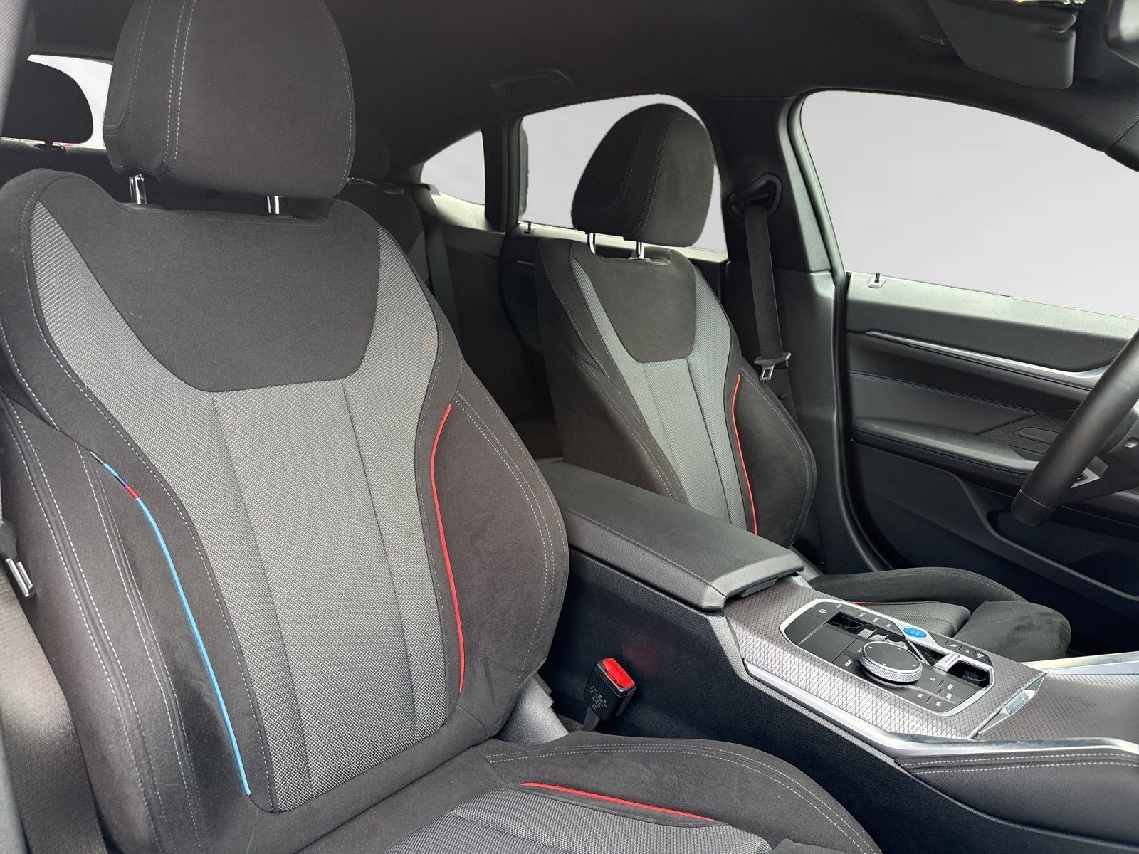 BMW i4 - Bild 9