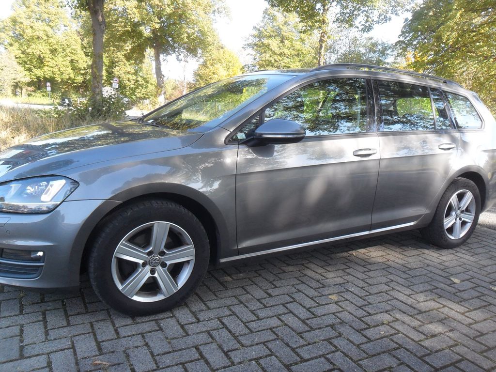 Image of Volkswagen Golf