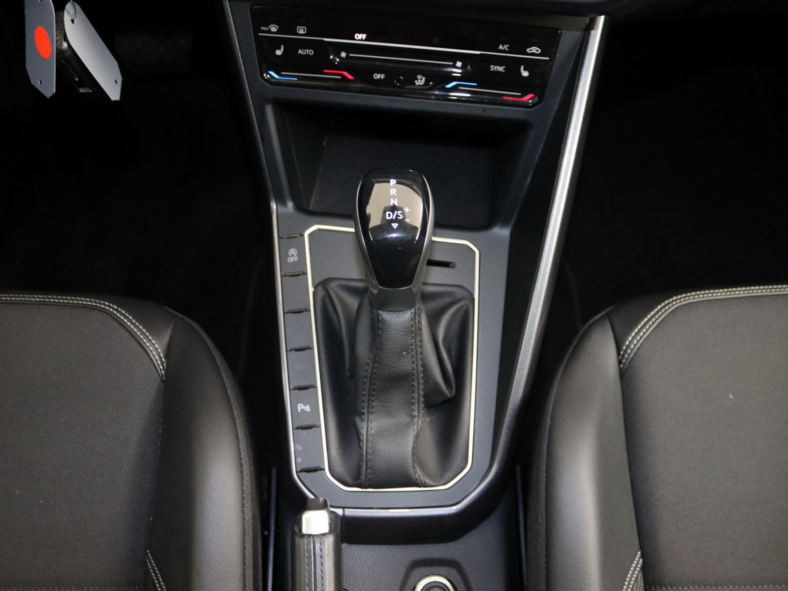 Volkswagen Taigo 1.0 TSI Style MATRIX-LED PANO NAVI KAMERA
