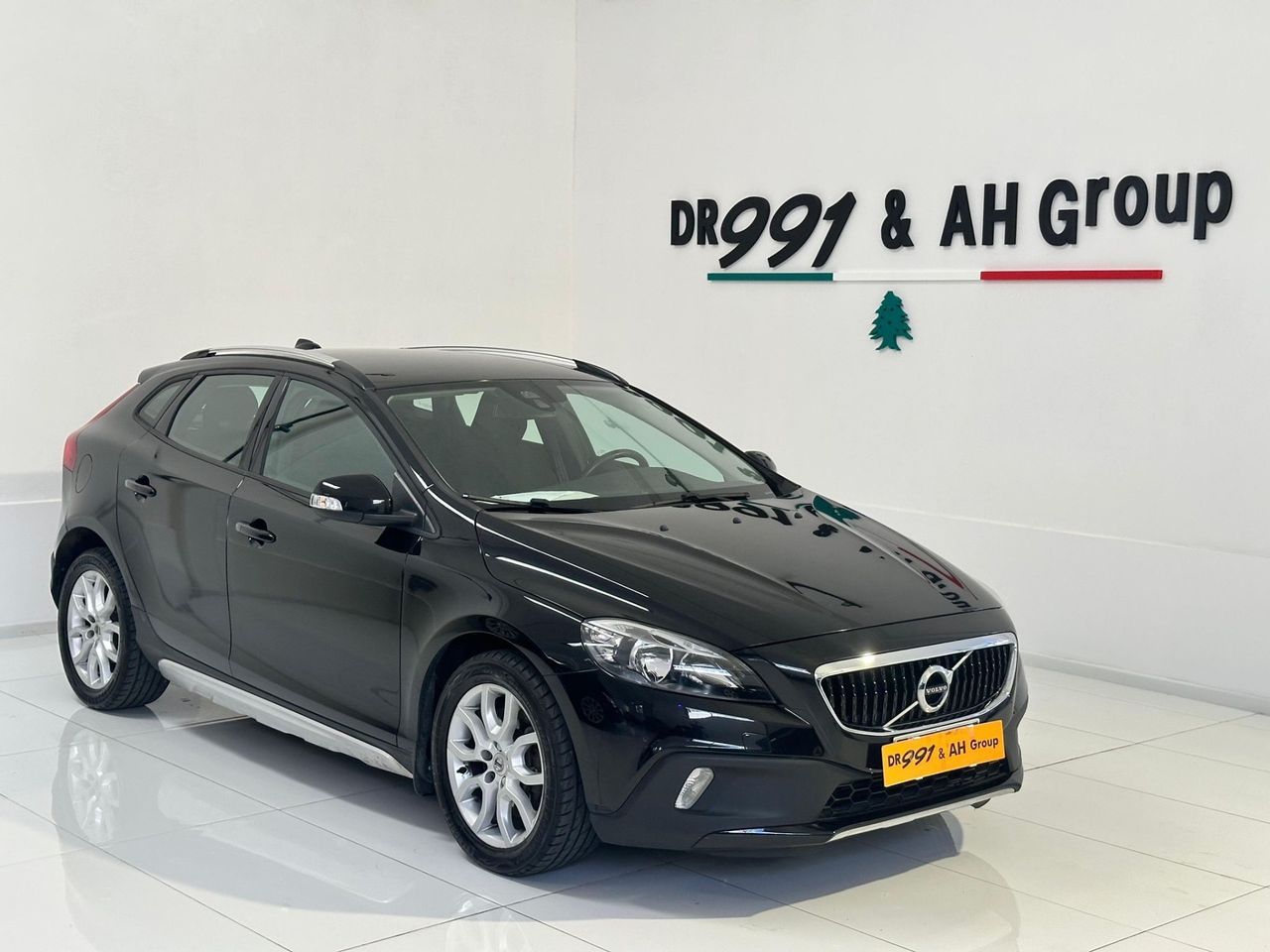 VOLVO V40 CC