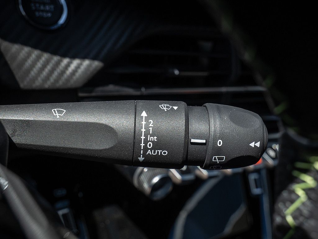 Peugeot 208 - Bild 18