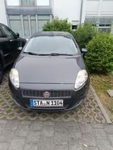 Fiat Punto 1.4 8V Active Active - Fiat Punto Gebrauchtwagen in München