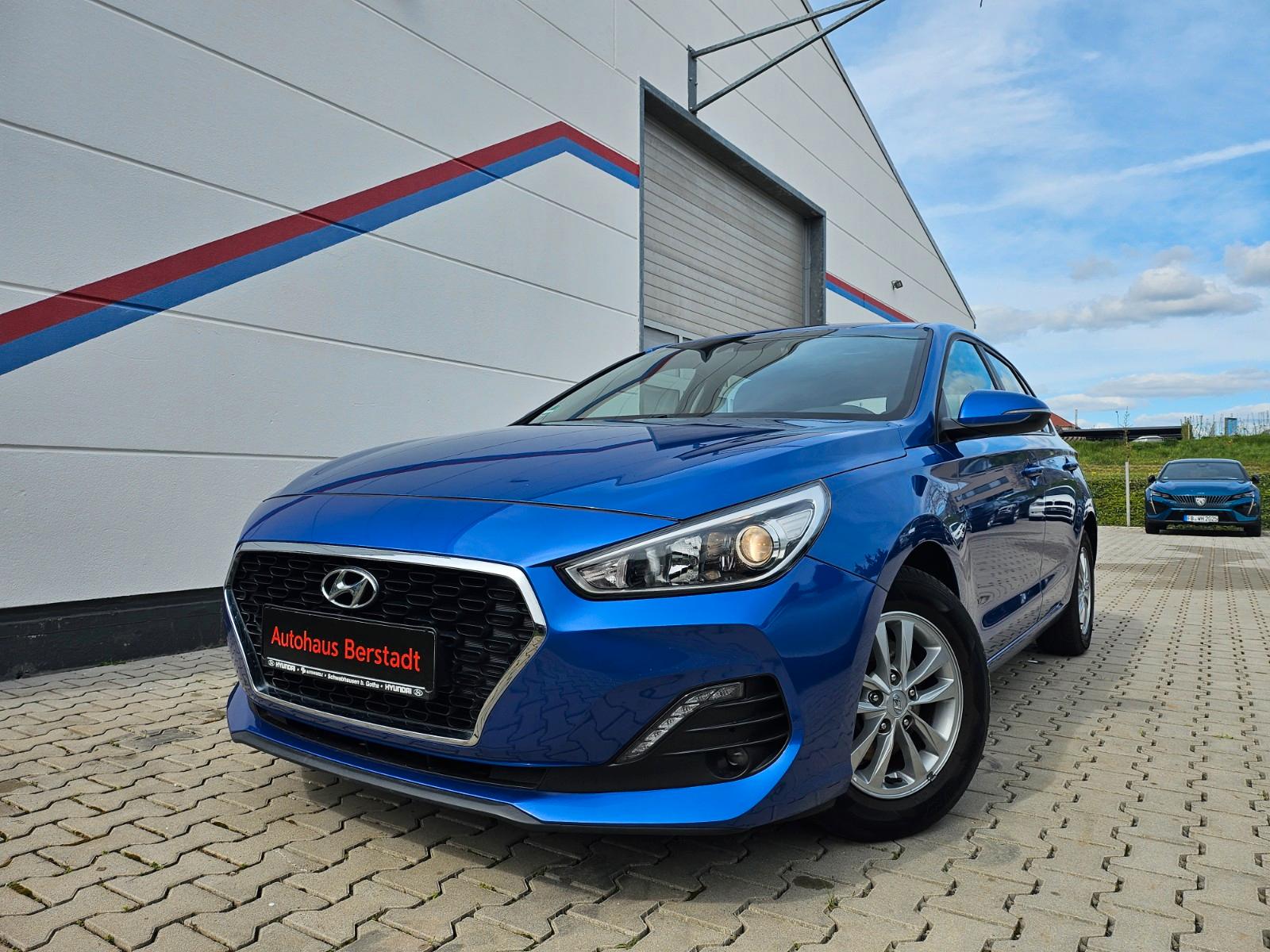 Hyundai i30 1.4 Navi*Kamera*Sitzheizung*Lenkradheizung
