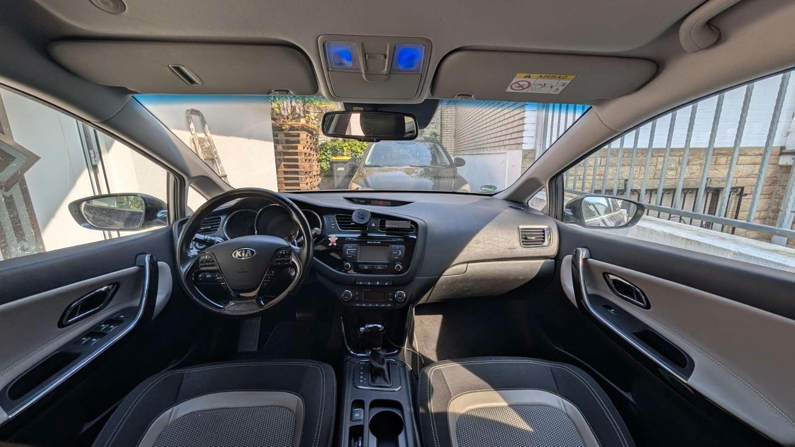 Kia cee'd Sportswagon 1.6 GDI DCT Spirit, AHK, Navi
