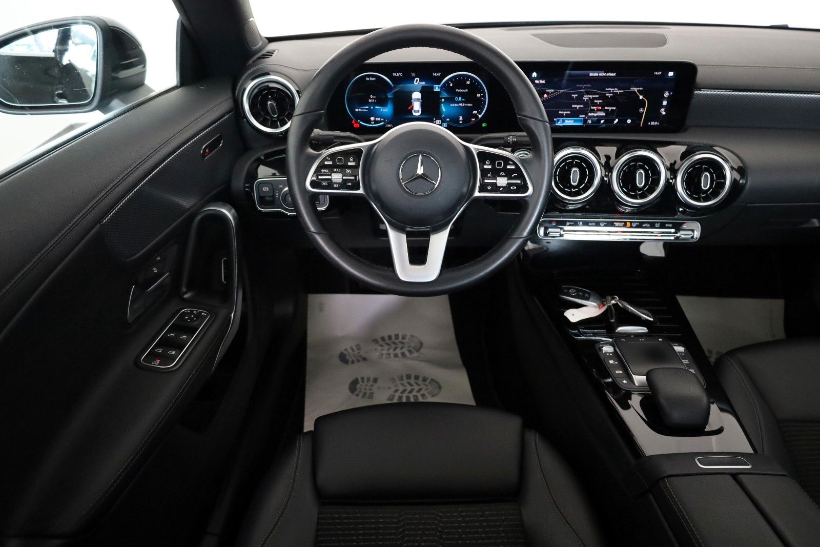 Fahrzeugabbildung Mercedes-Benz CLA 200 d Coupe,T.Leder.Navi,SH,Kamera,Panorama