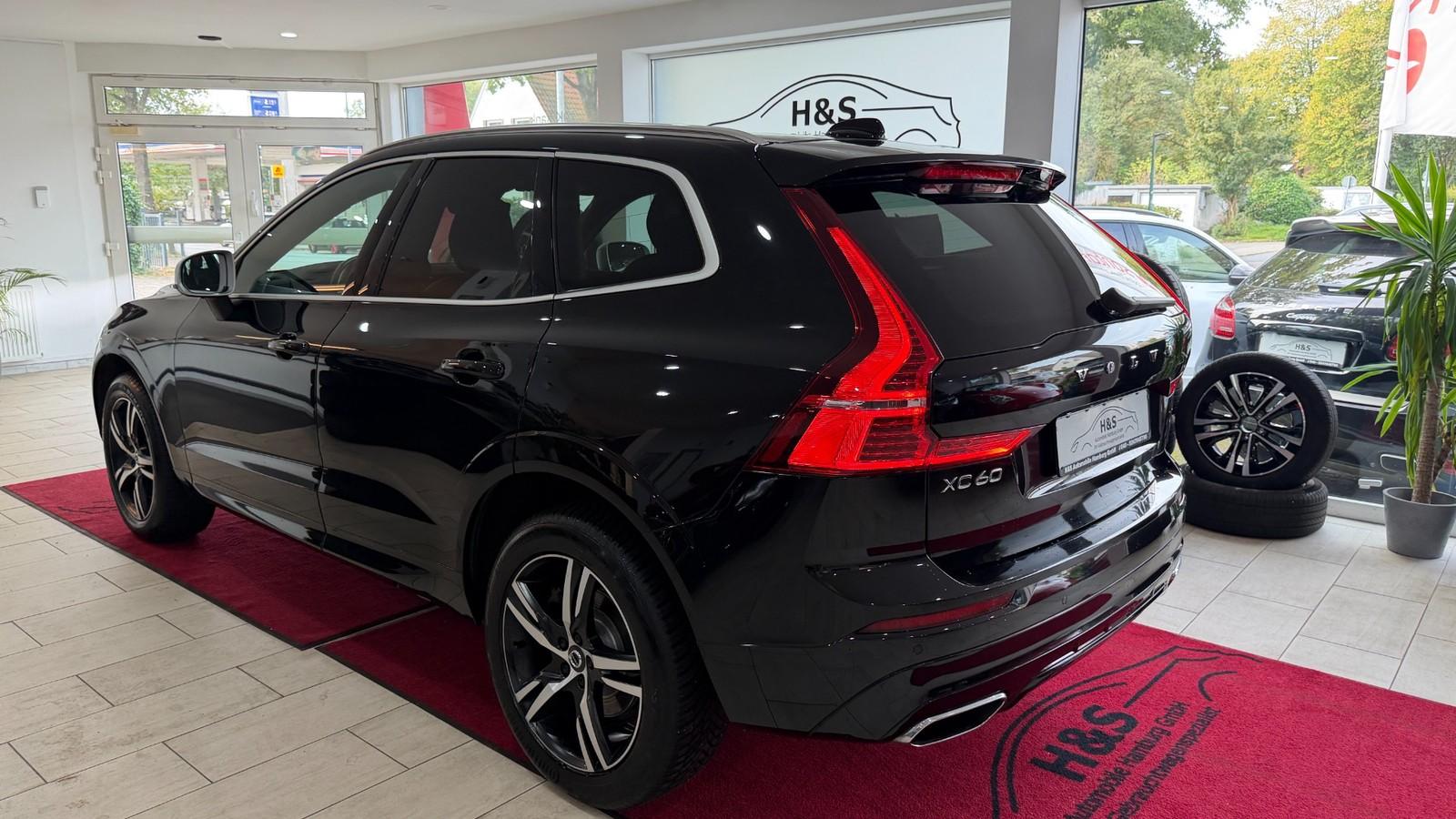 Volvo XC60 D5 AWD R Design Panorama*AHK
