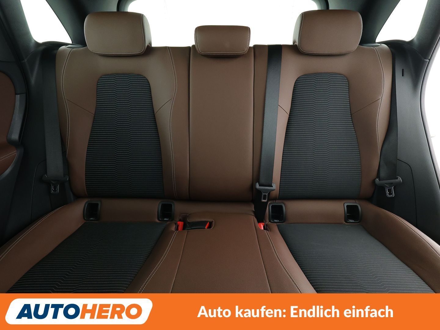 Mercedes-Benz B 250e Progressive Aut. NAVI LED TEMPO CAM PDC foto 16