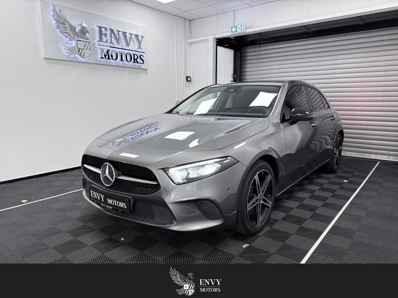 Mercedes-Benz A 250 LED SZHG KLIMA NAVI CAM Klima Navi