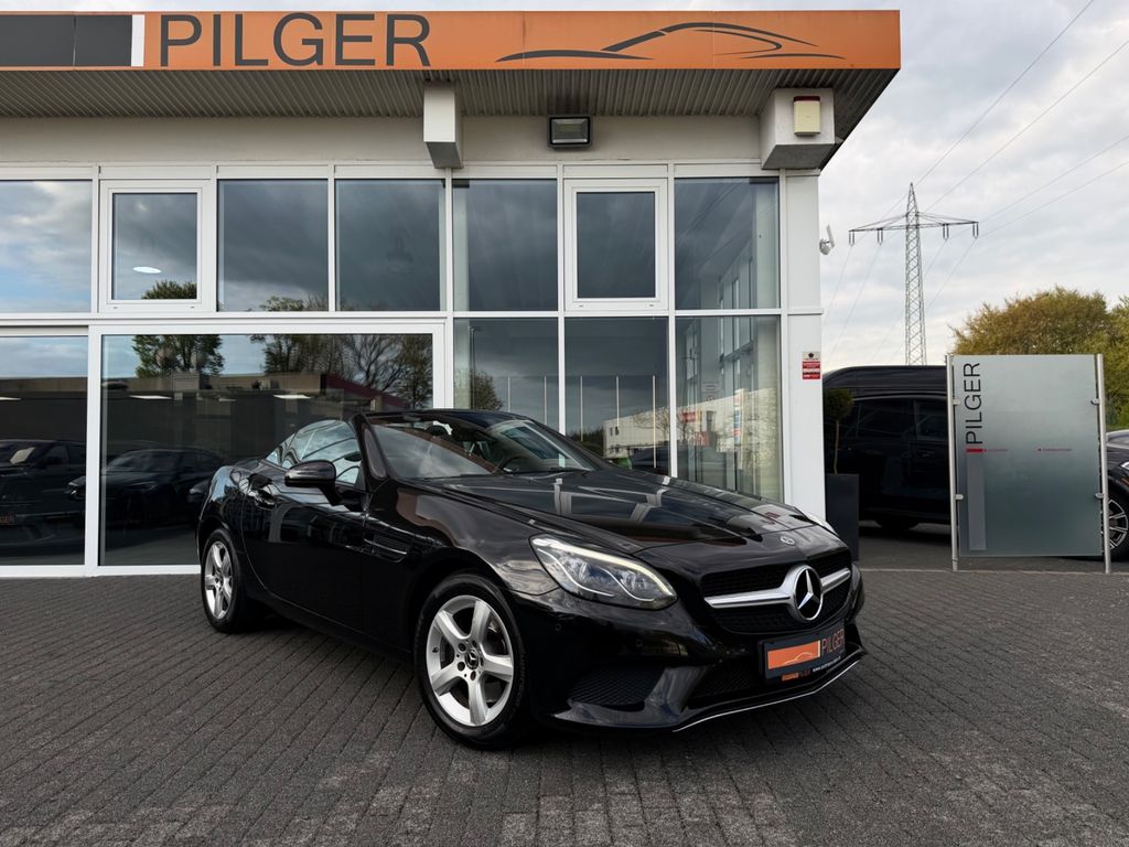 Image of Mercedes-Benz SLC 200