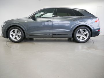 Audi Q8 - 4