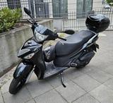 Suzuki Motorroller UX 125 Sixteen 13,6PS - MOTORROLLER