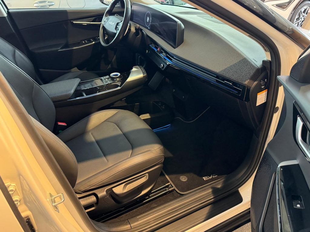 Kia EV6 77,4 kWh Basis RWD AIR-PAKET