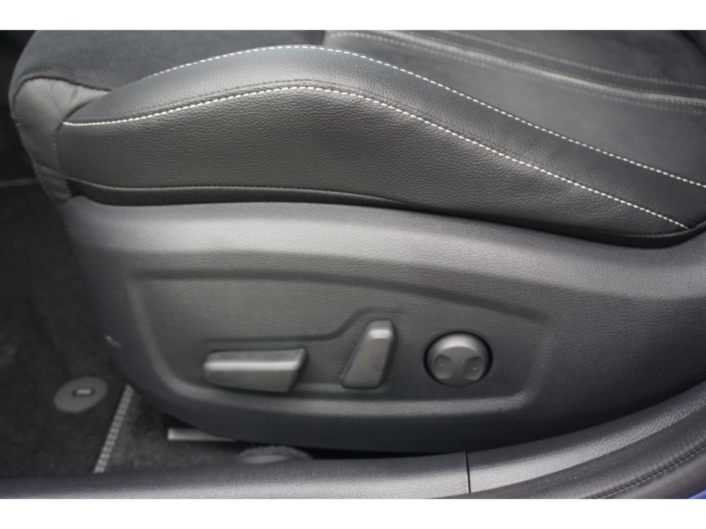 Kia Ceed_sw 1.5T 140 GT Line DCT7 AHK Navi Techn. AC