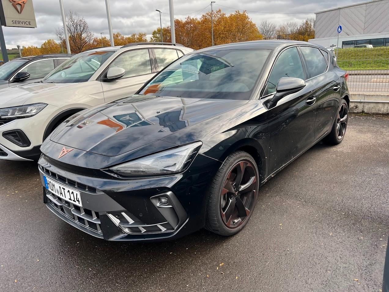 Cupra Leon 1.5 eTSI SENNHEISER, KAMERA, TRAVEL-ASSIST