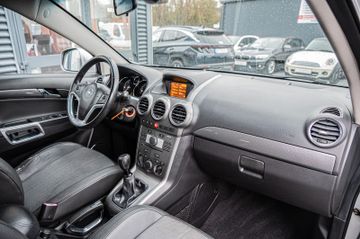 Fahrzeugabbildung Opel Antara Cosmo 4x4 1.9 CDTI |KLIMA|SHZ|PDC