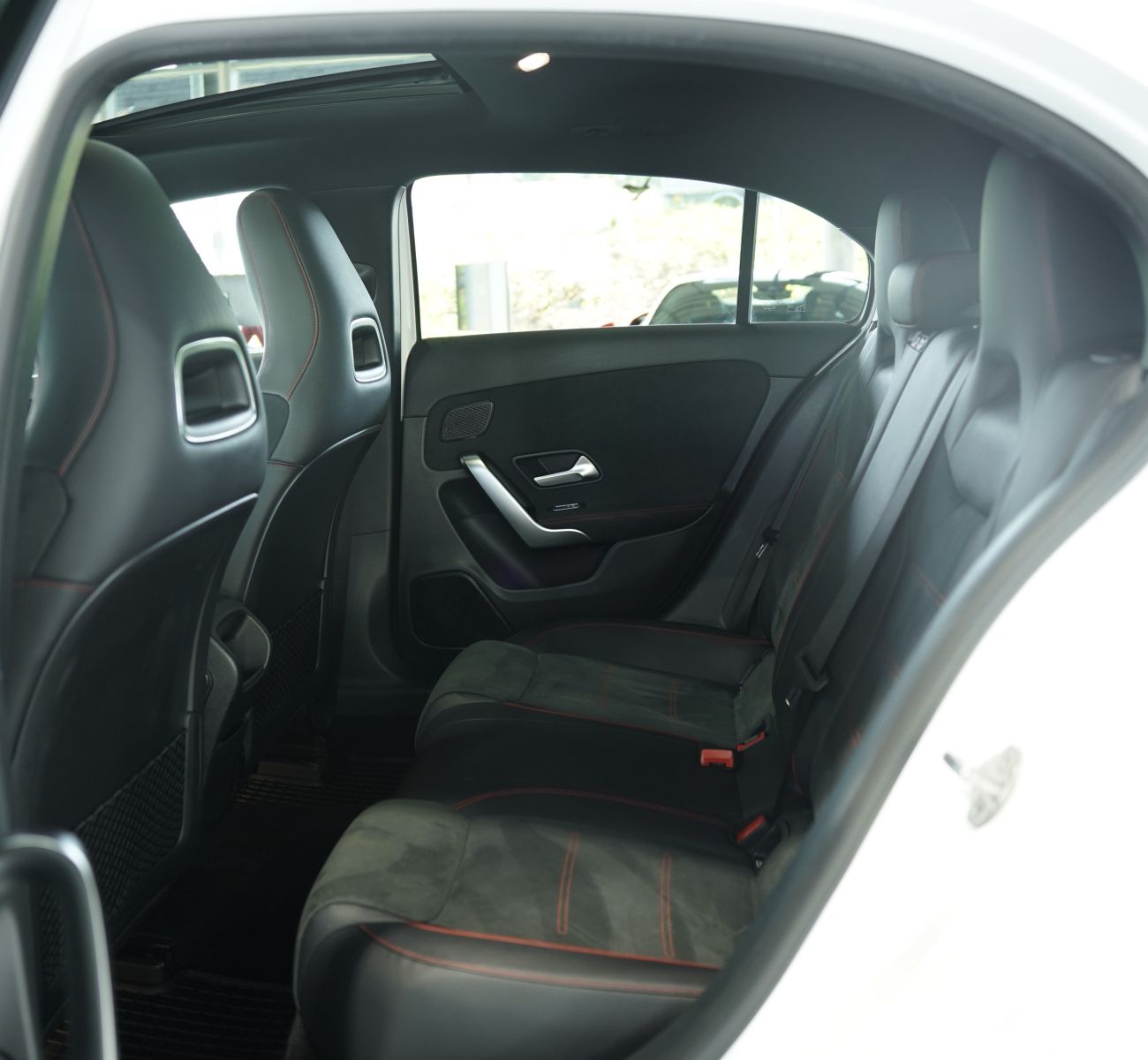 Mercedes Benz A 35 Amg