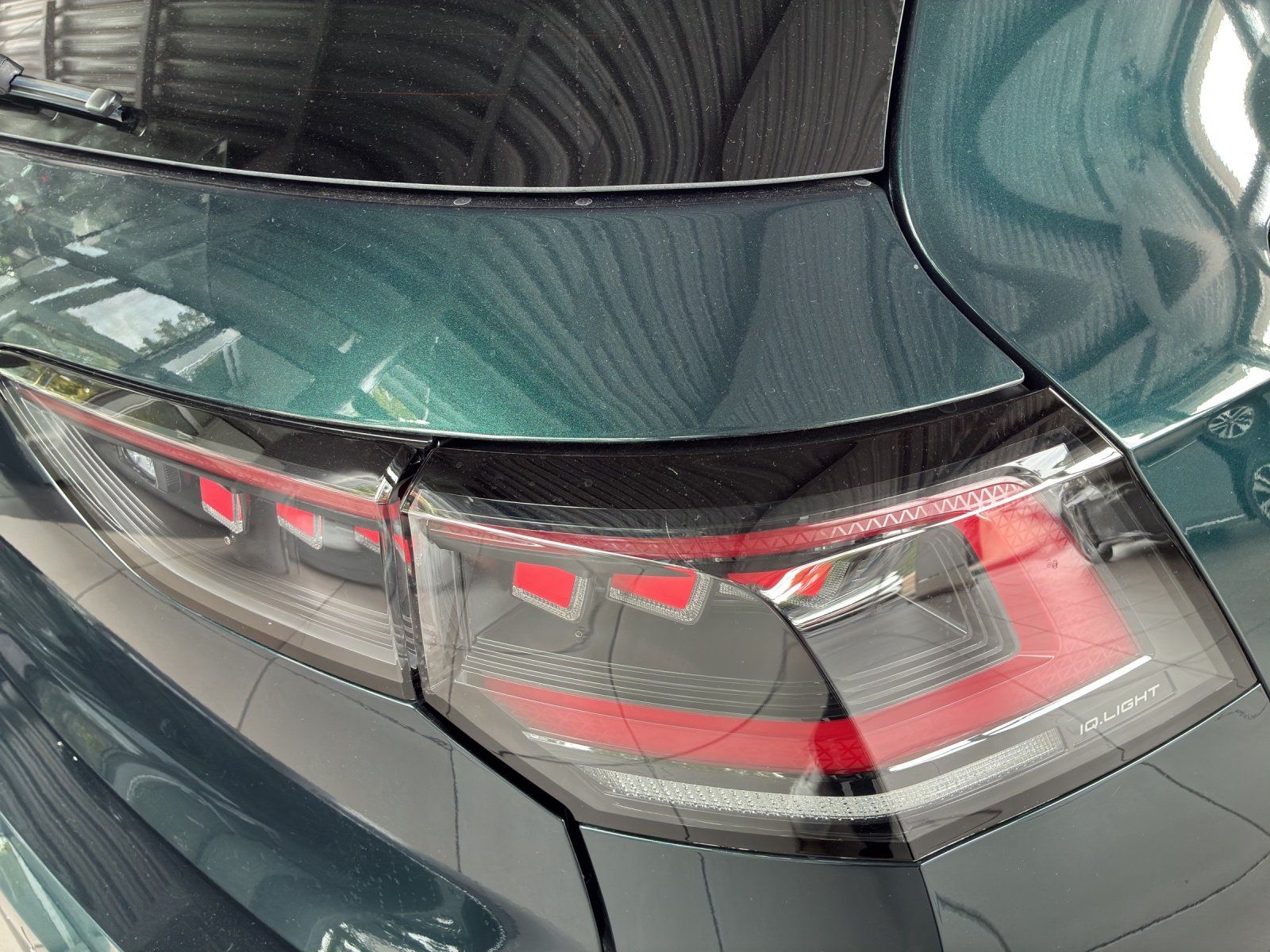 Fahrzeugabbildung Volkswagen Golf VIII 2.0 TSI W GTI Edition 50 360,HUD,LED