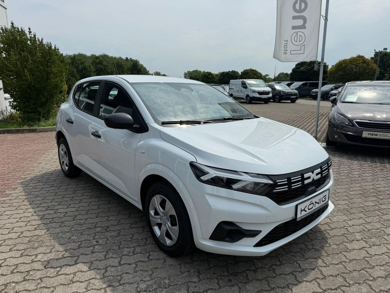 Dacia Sandero Essential SCe 65