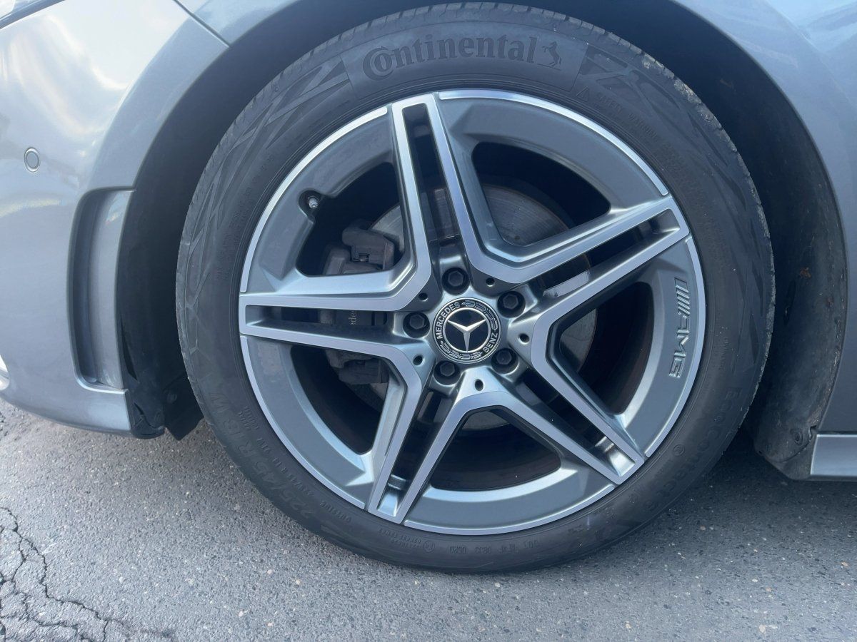 Fahrzeugabbildung Mercedes-Benz A 200 d AMG/Night/Kamera/LED/Navi/18''