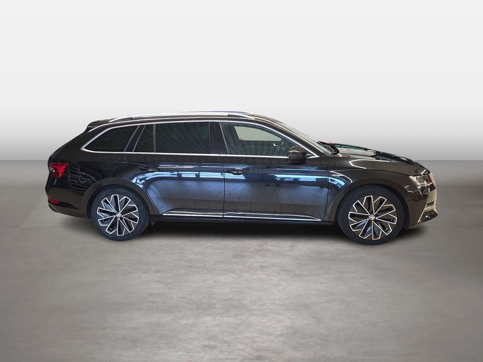 Skoda Superb - Bild 11