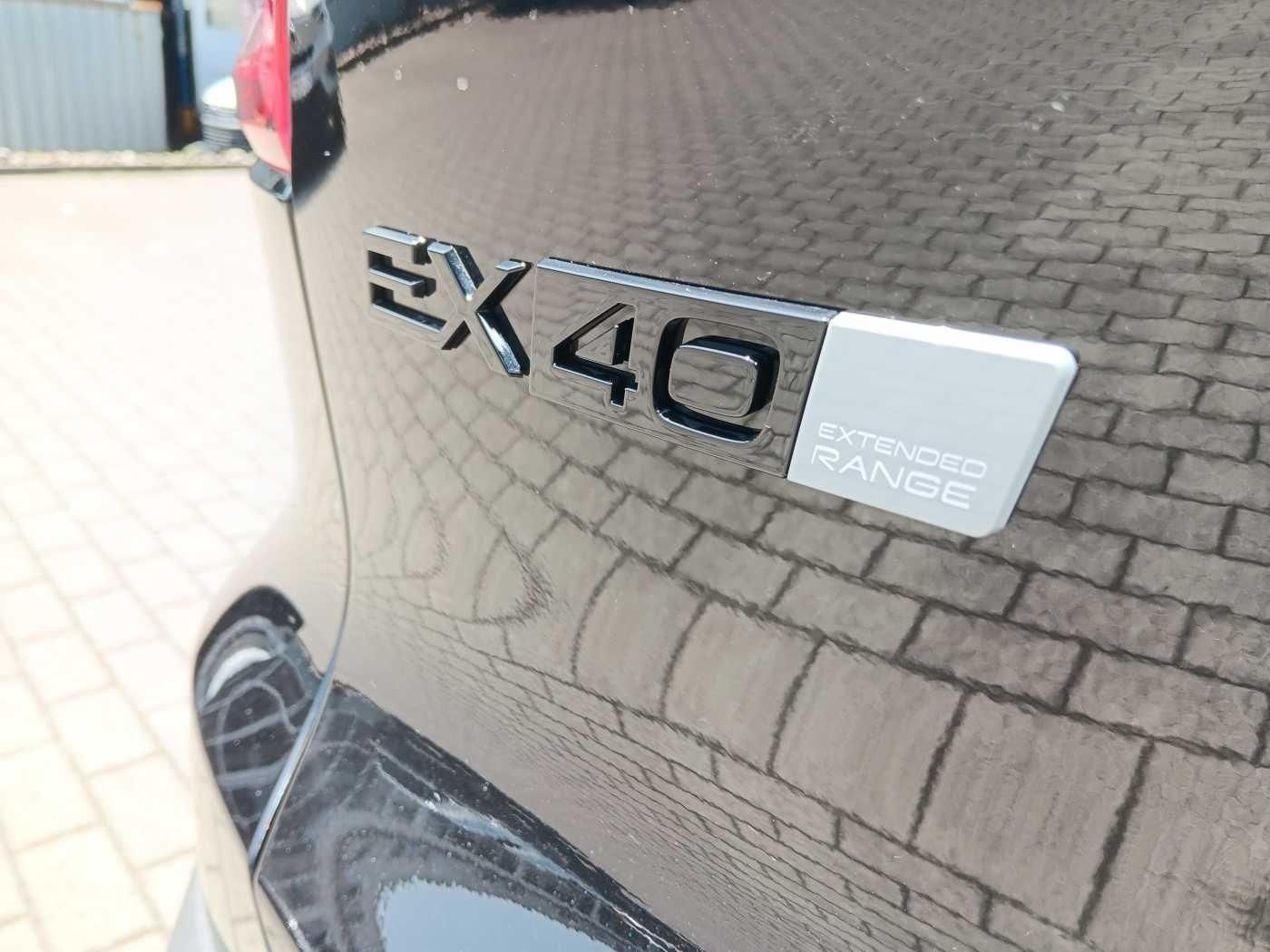 Fahrzeugabbildung Volvo EX40 Fully Electric Single M. Ext. Range Plus Bl