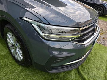 Volkswagen Tiguan - 7