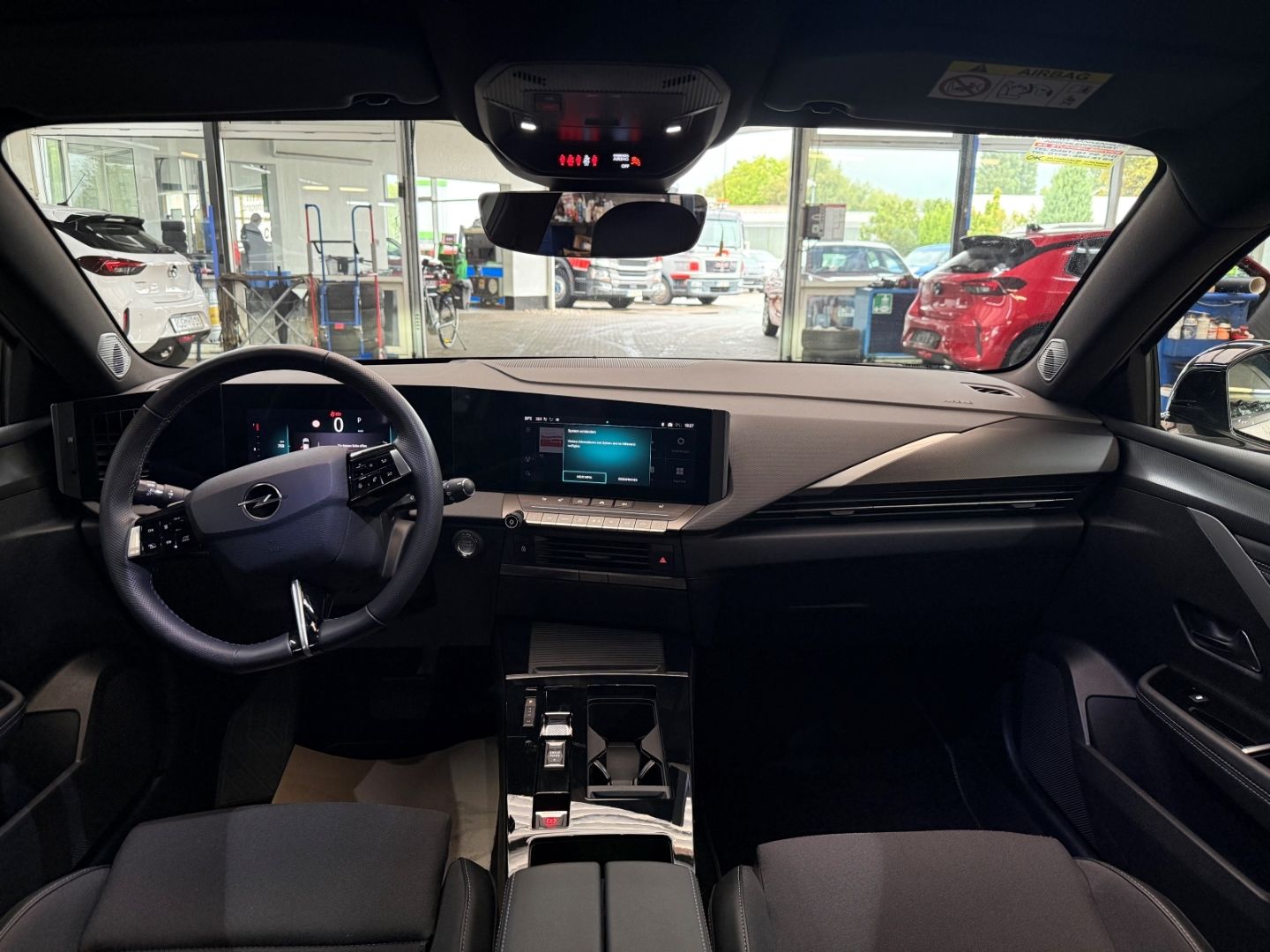 Fahrzeugabbildung Opel Astra L GS SHZ+LHZ+Kamera+Allwetter