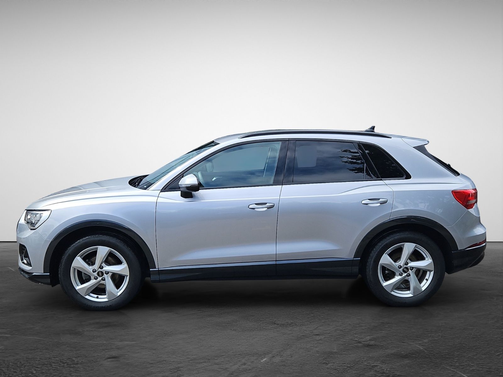 Audi Q3 35 TFSI S tronic advanced NaviPlus AHK APS-Pl imagem 3