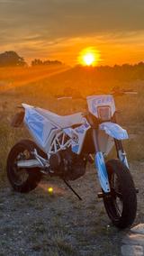 Husqvarna 701 Supermoto (Garantie) - HUSQVARNA 701 SUPERMOTO