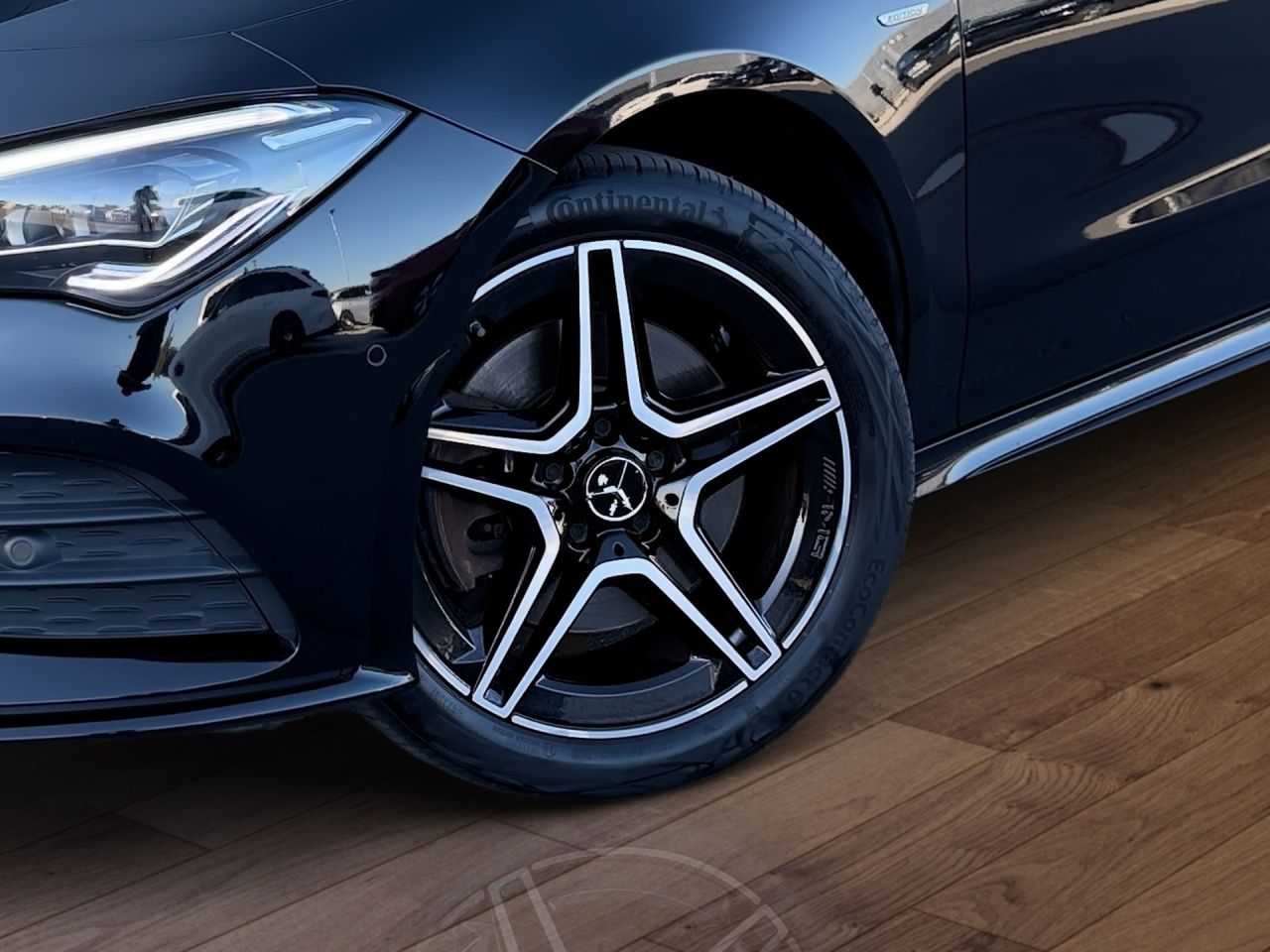 Fahrzeugabbildung Mercedes-Benz CLA 250 e SB AMG+AHK+NIGHT+DISTR+MULTIB+AMBIENTE