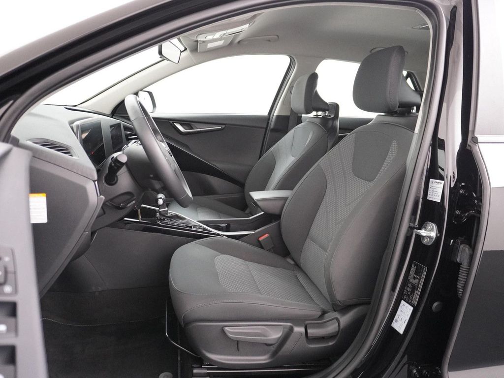 Kia Niro 1.6 GDi PHEV AHK | kamera | Apple Carplay
