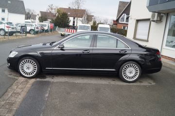 Mercedes S 320 - 4