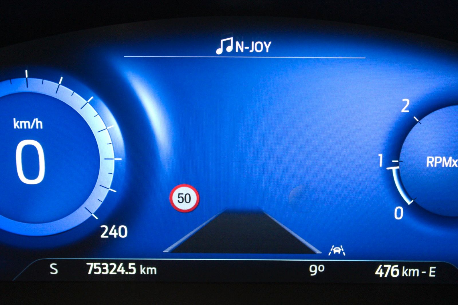 Fahrzeugabbildung Ford Kuga ST-Line X LED AHK ACC HUD 2xCAM WinterPaket