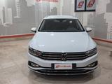Volkswagen Passat Variant 2.0 TDI SCR EVO DSG Ex - VW Passat mit Halbautomatikschaltung