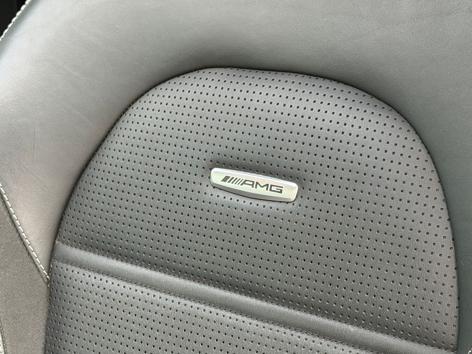 Fahrzeugabbildung Mercedes-Benz GLC 63 AMG Coupe/MBUX/Ambiente/Schiebedach/Kam/
